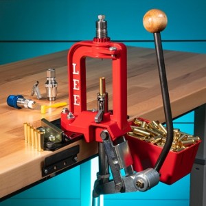 44 SPL|44 MAG Challenger 40th Anniversary Pack with Breech Lock Carbide 3-Die Set (LEEPRODUCT)